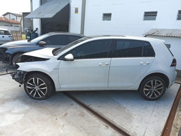 VOLKSWAGEN - GOLF HIGHLINE 1.4 TSi - 2014 - Image 8