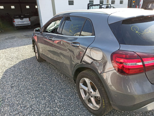 Mercedes-Benz - GLA 200 1.6 Advance - 2019 - Image 3