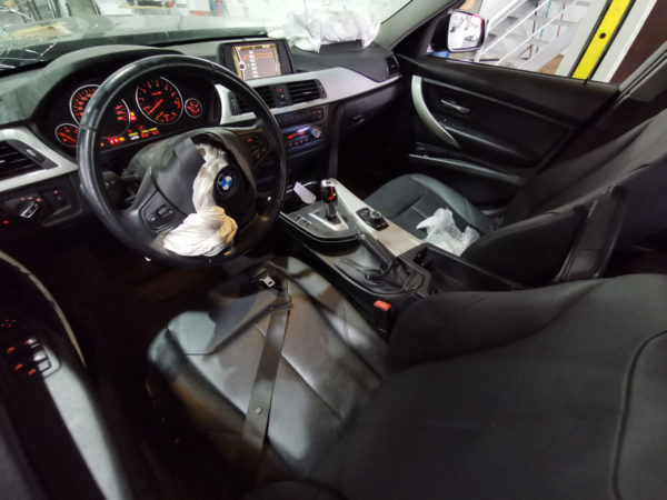 BMW - 320i 2.0 Gasolina - 2014 - Image 6