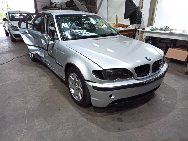 BMW - 320i E46 - M54B22 2.2 - 170CV - 2001 - Image 3