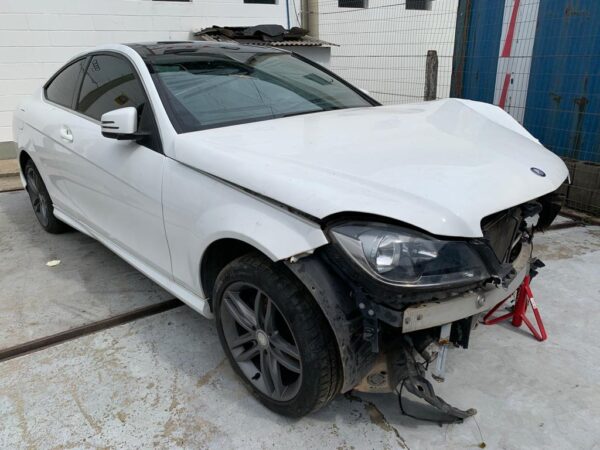 Mercedes-Benz C180 Coupé 2015 W204 - 1.6 M274 156CV - Image 7